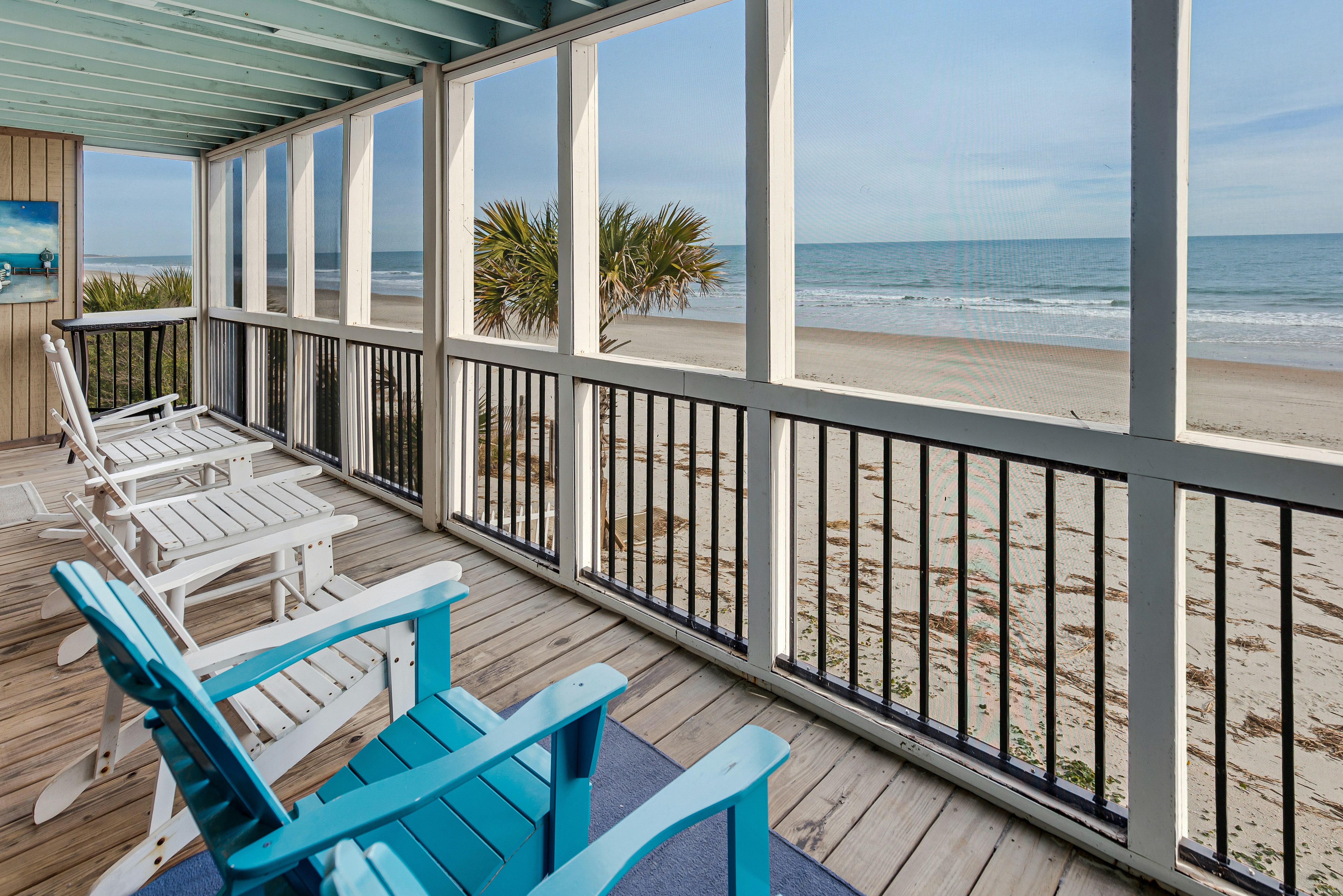 The Oceanfront Litchfield Inn 35/75