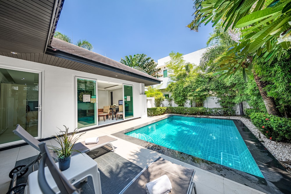 Colibri Pool Villa 45/50