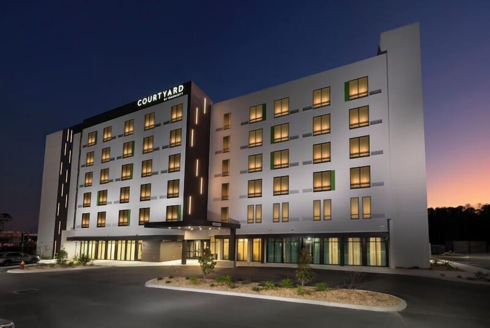 Courtyard by Marriott Lake City 3/50