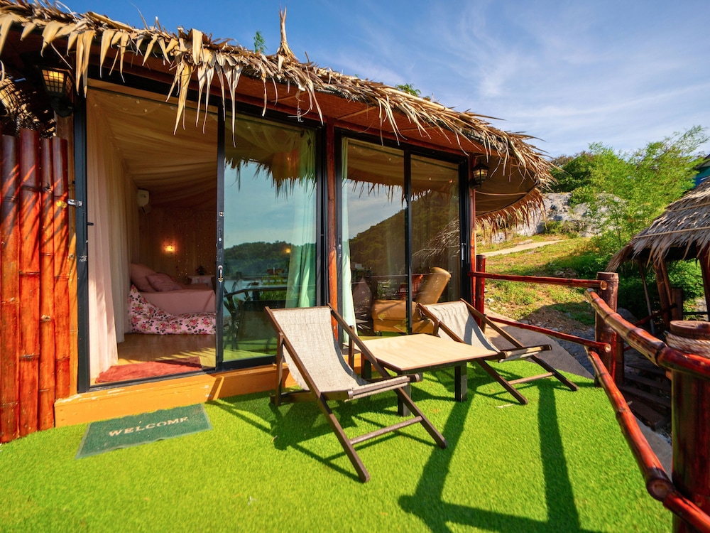 Paree Hut Resort Koh Sichang 21/43