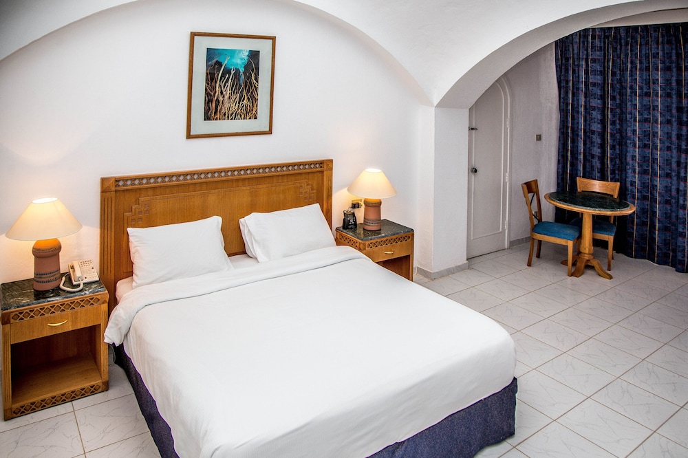 Deluxe, King Bed, Sea View