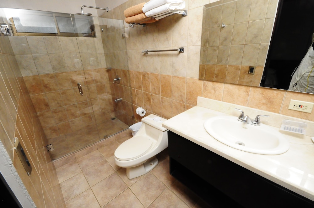 Hotel Colono Beach 34/73