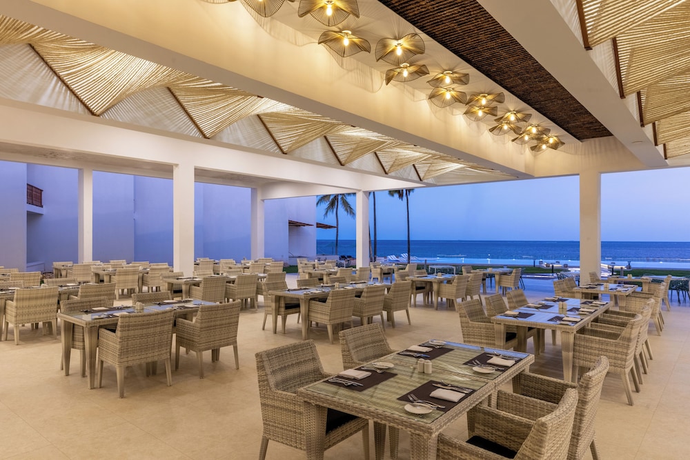 Bamburi Beach Hotel 48/74