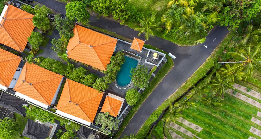 Wahyu Dewata Villa 6/50