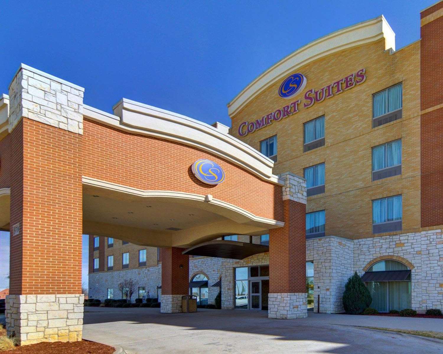 Comfort Suites Frisco 38/39