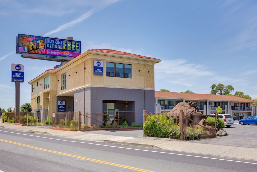 Best Western Sandman Hotel 5/37