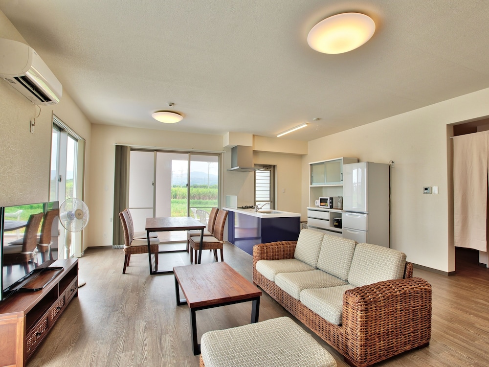 Cottage Seawind Nakijin 10/25