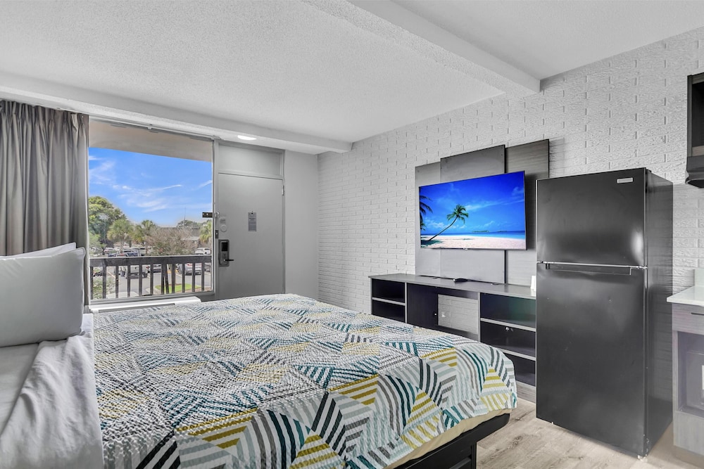Studio 6 Extended Stay - Summerville, SC - Charleston 10/26