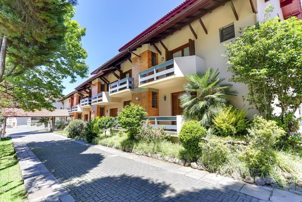 HOTEL ALPENHOF 48/54
