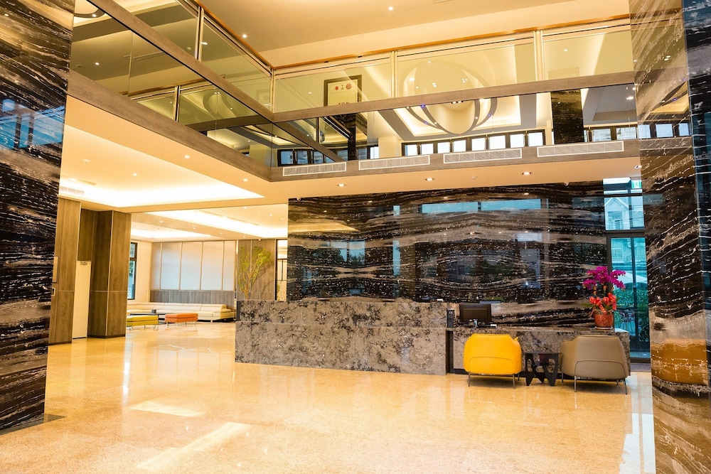 V-Hotel Vacation Hotel 6/41