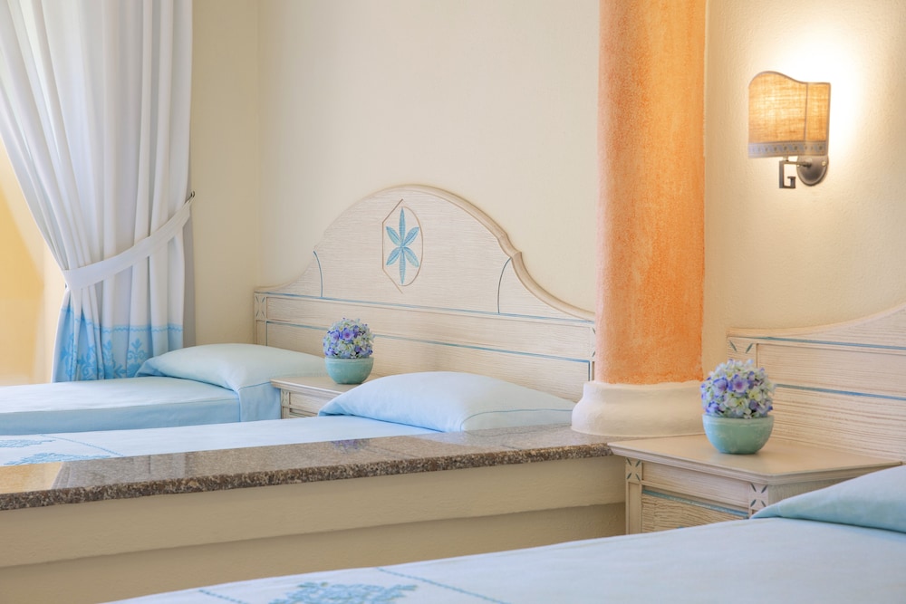 Club Hotel Marina Beach 12/50