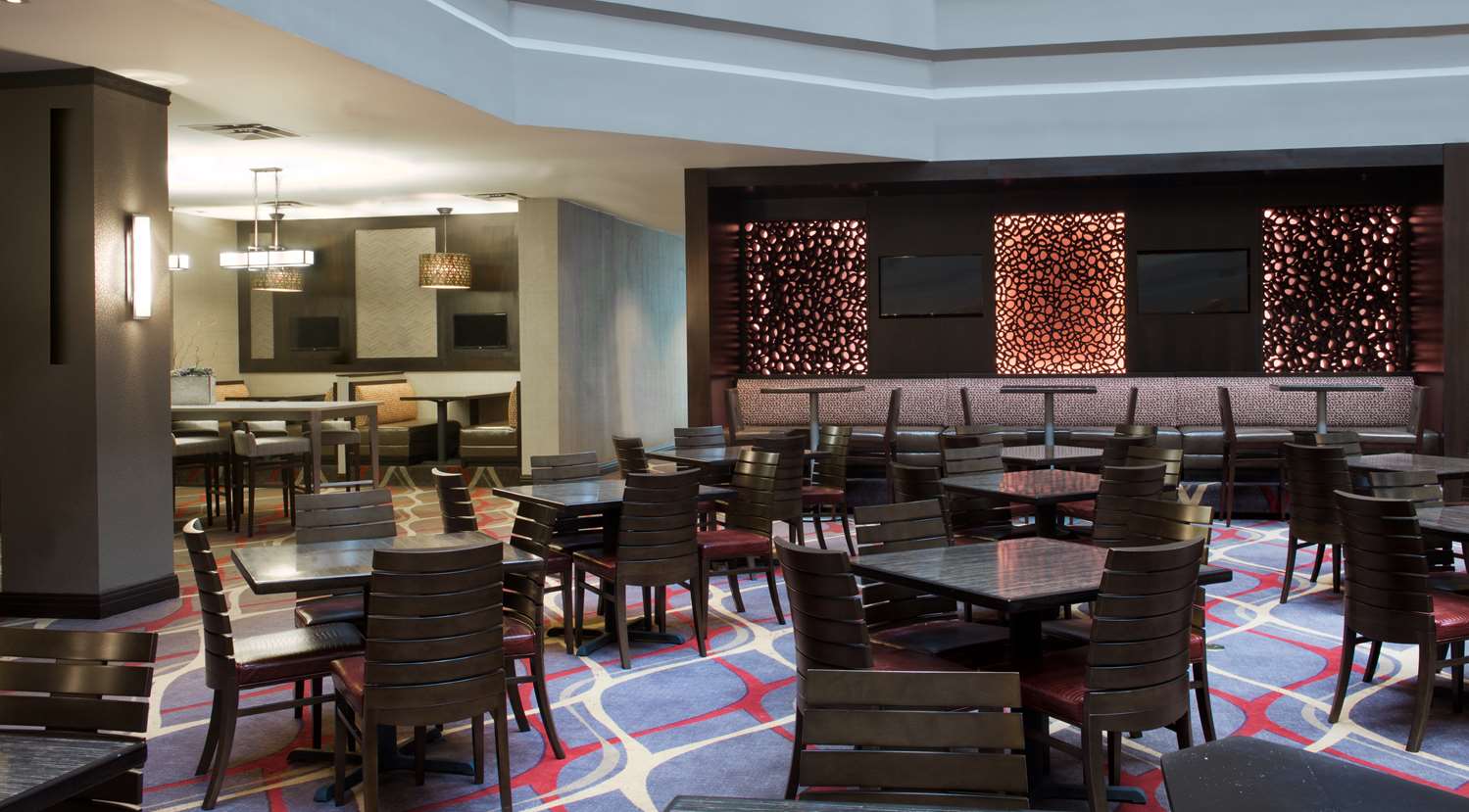 restaurant cafeteria