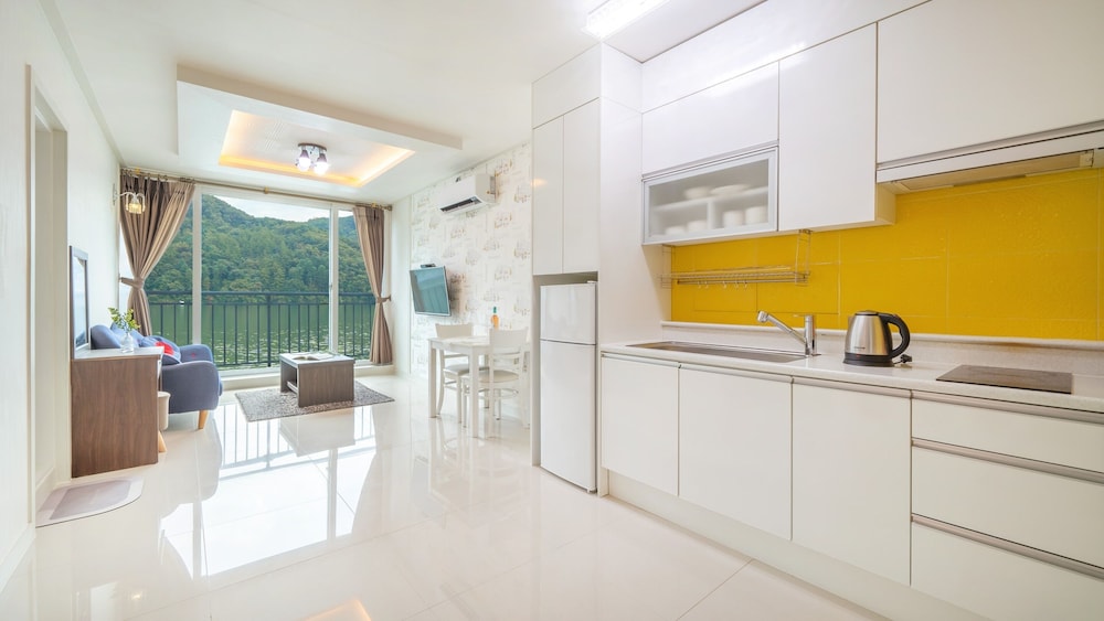Gapyeong Rialto Pension 7/50