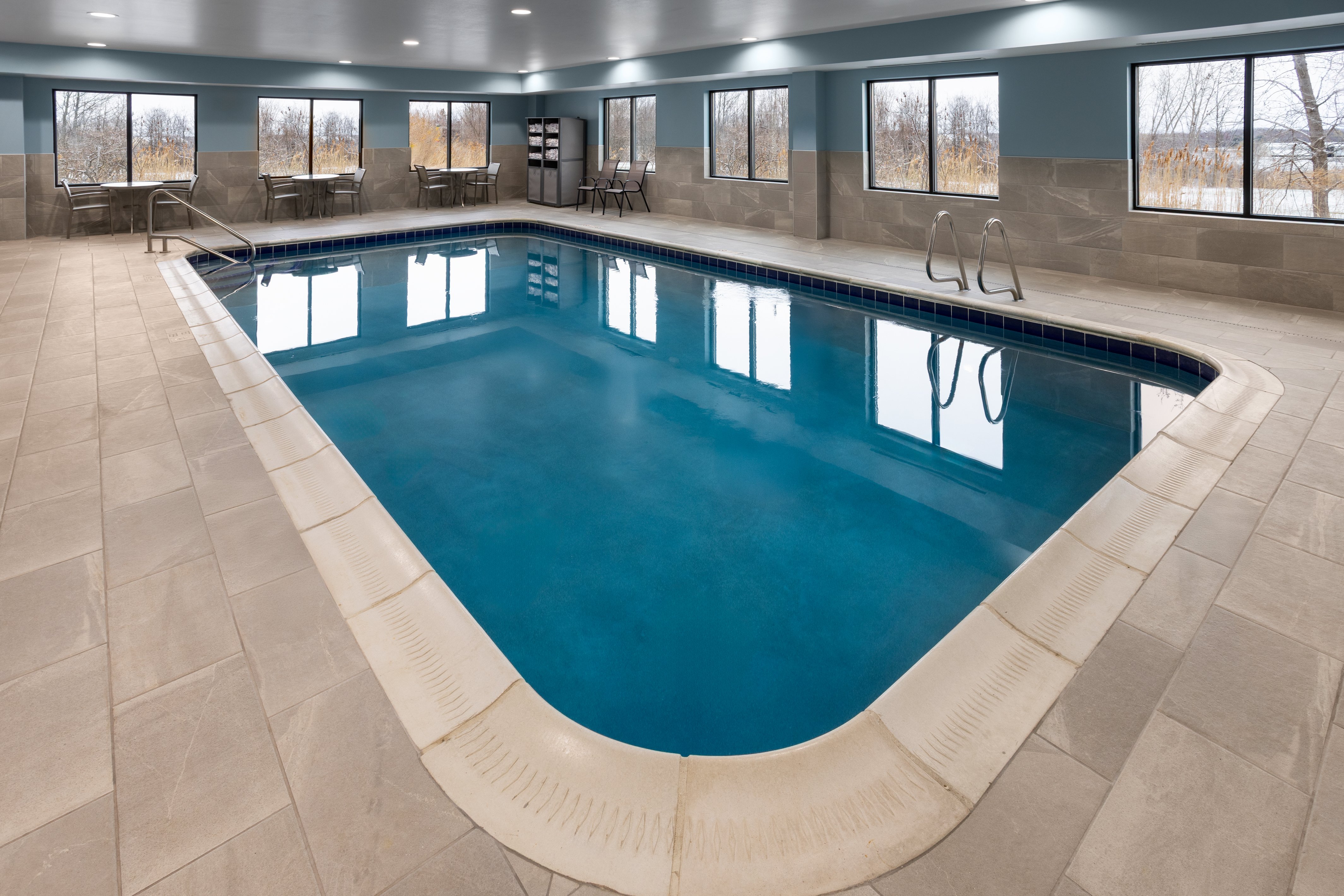 Holiday Inn Express Syracuse-Fairgrounds 47/75