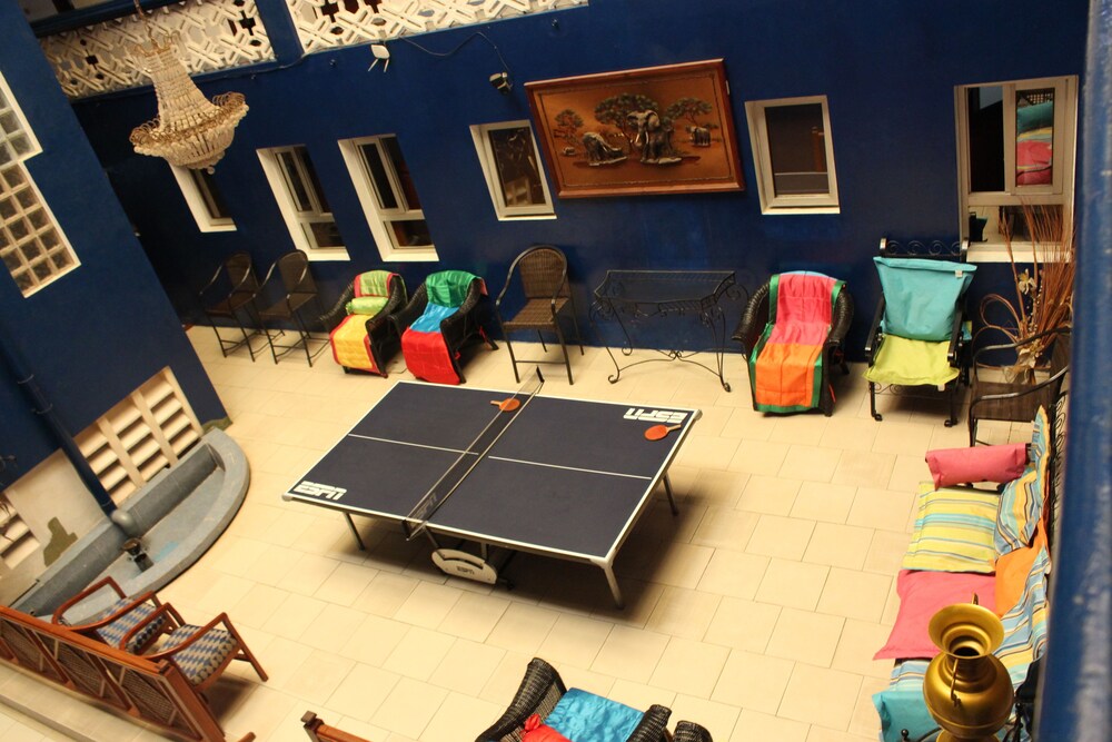 Jet Hotel 25/46