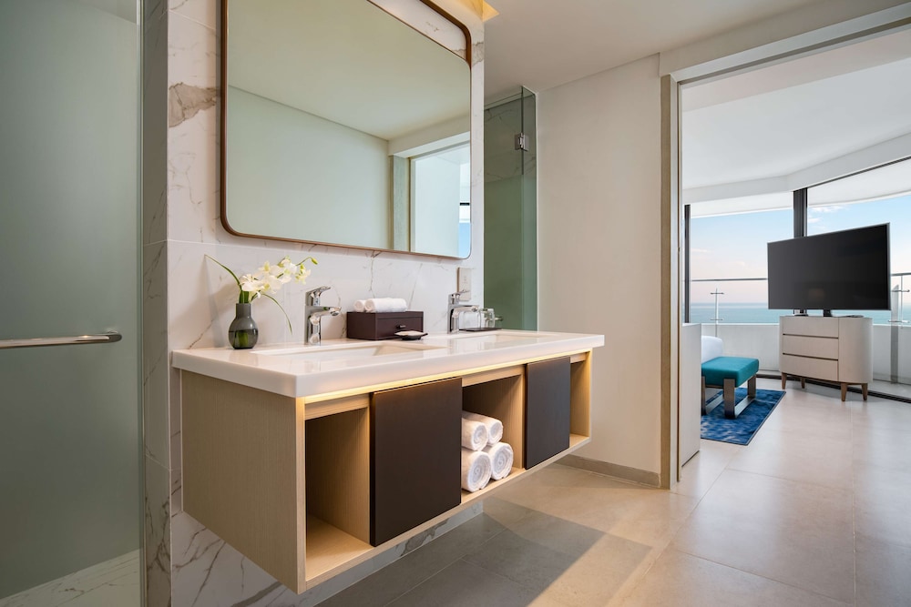 Radisson Hotel Danang 34/72