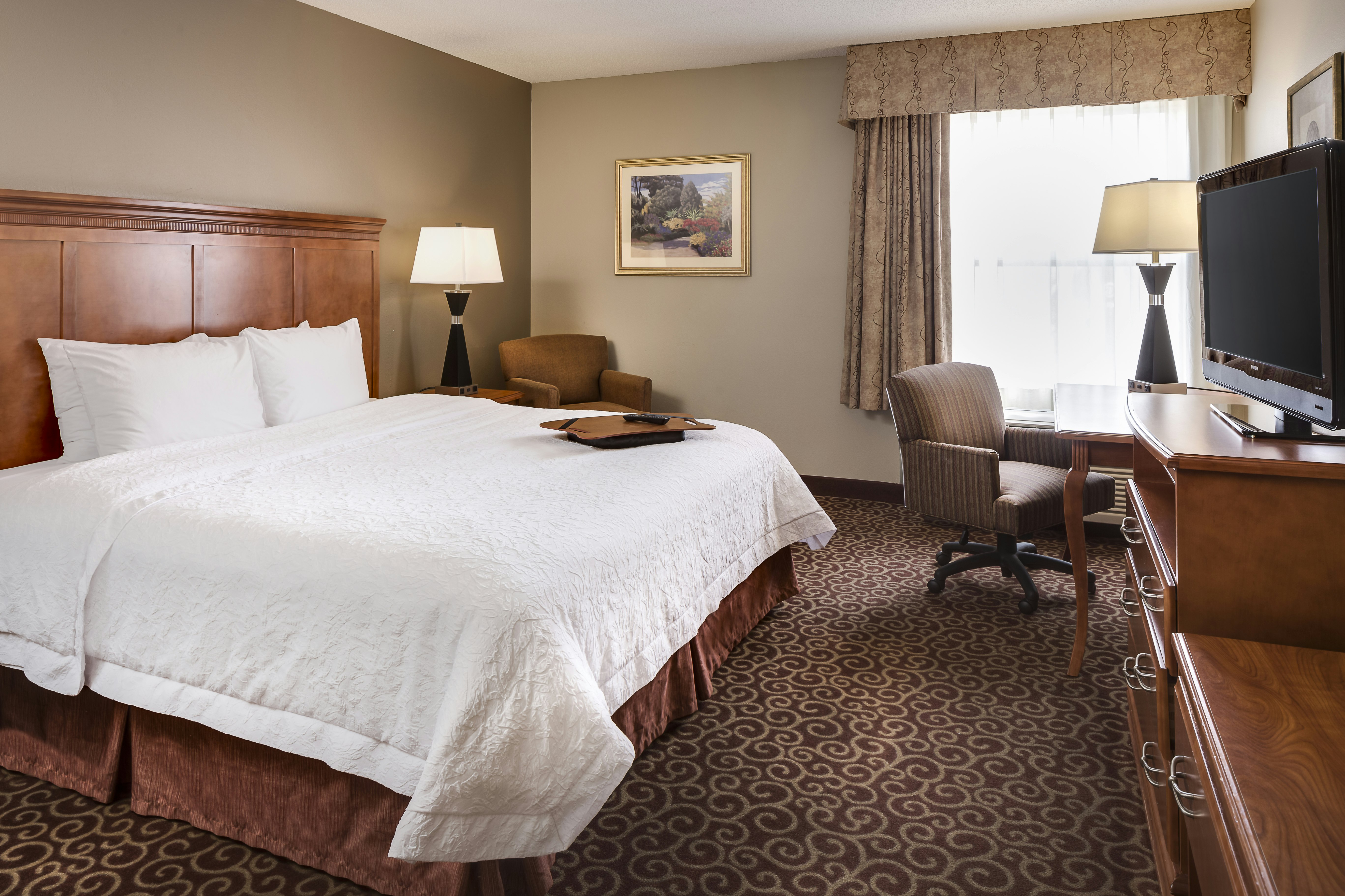 ROOM, KING BED, ACCESSIBLE