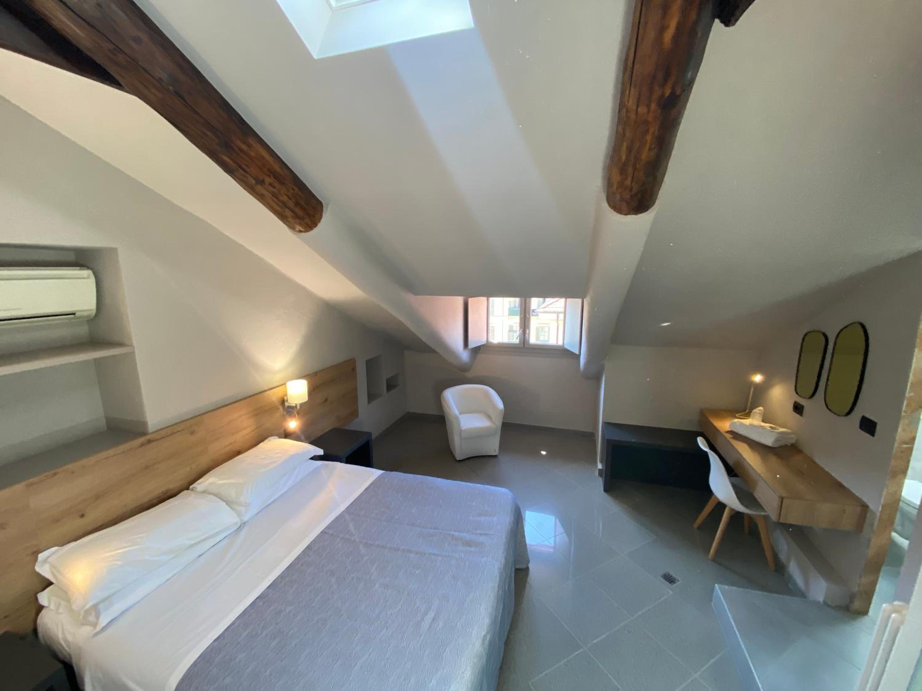Studio, Attic