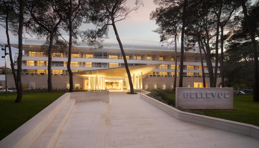 Hotel Bellevue 53/60