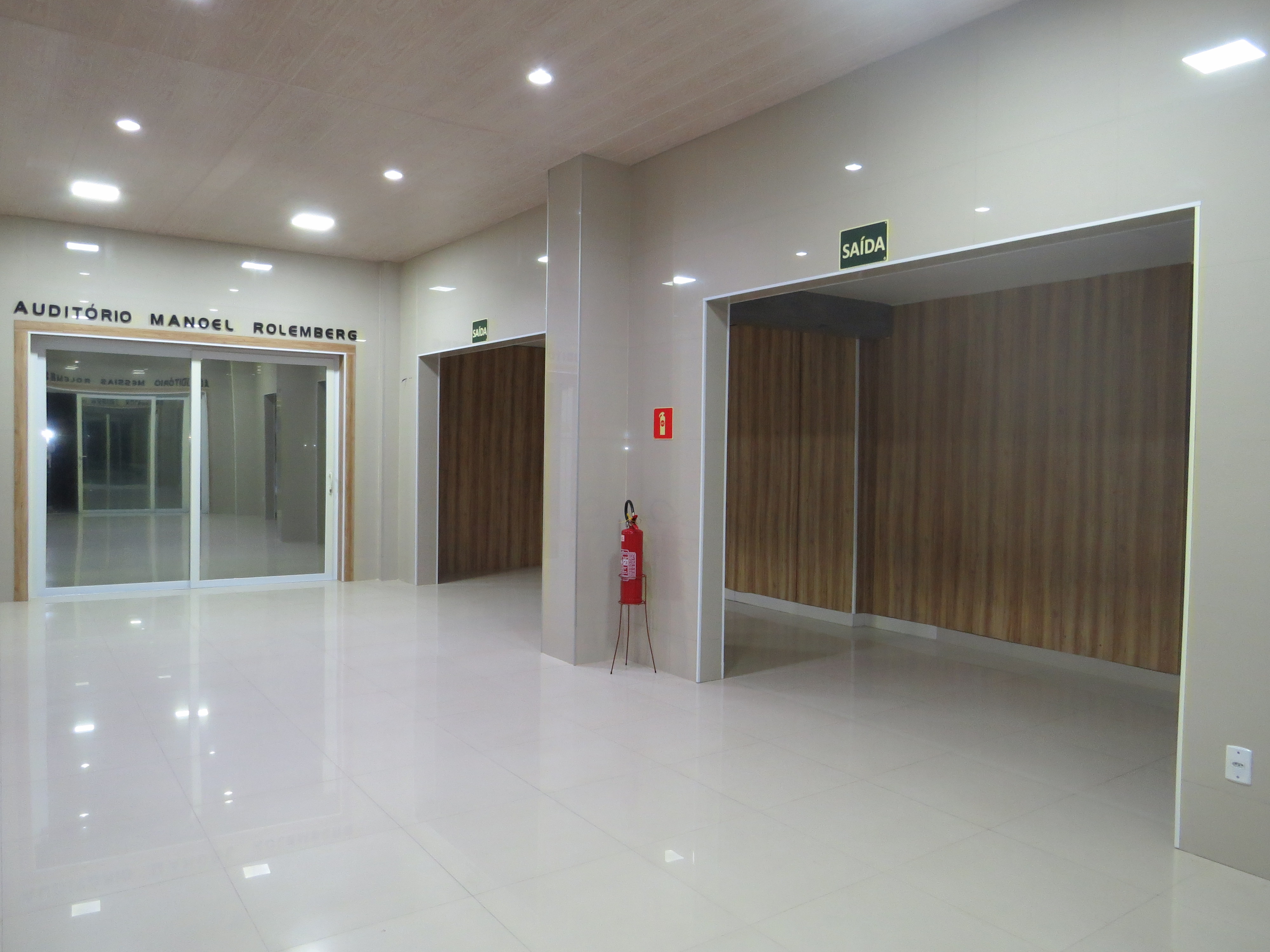 Farol Plaza Hotel 4/33