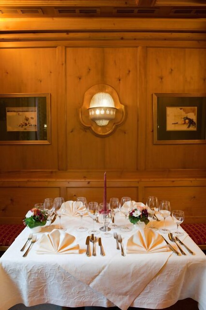 Hotel Hachinger Hof 36/50