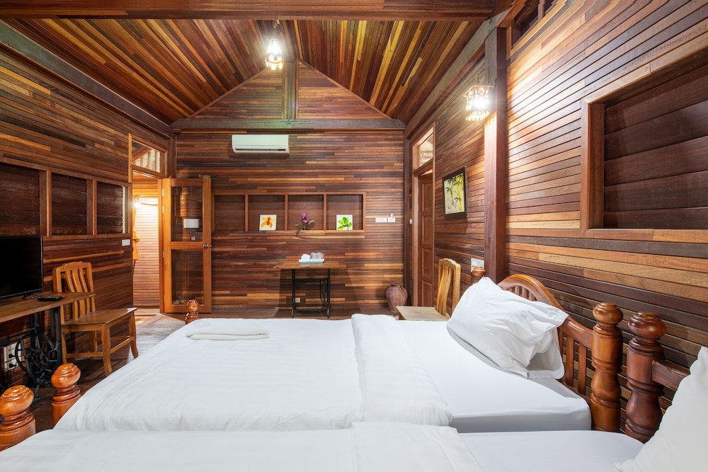 Mac Garden Resort 9/41