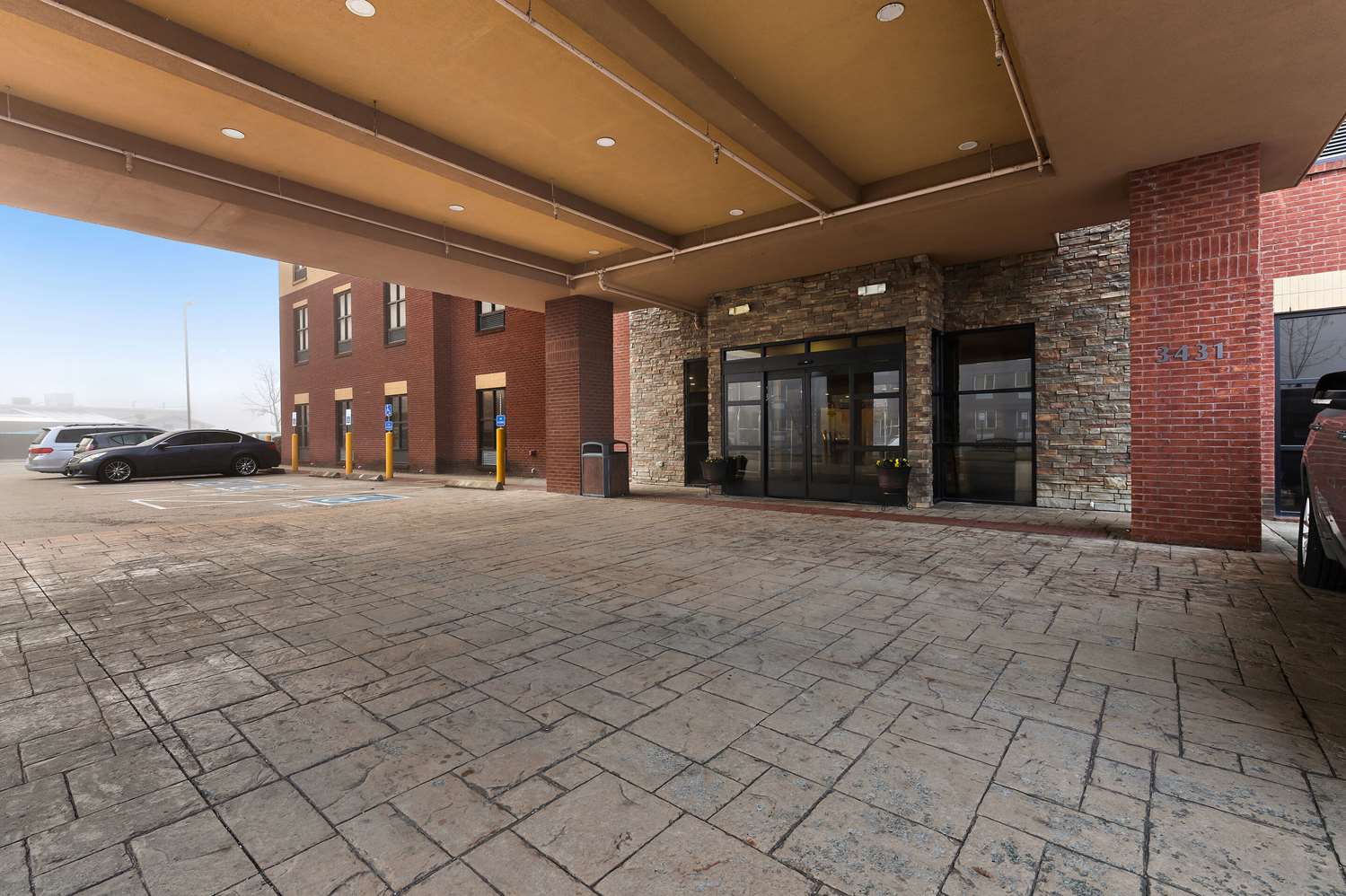 Comfort Suites Nashville 43/46