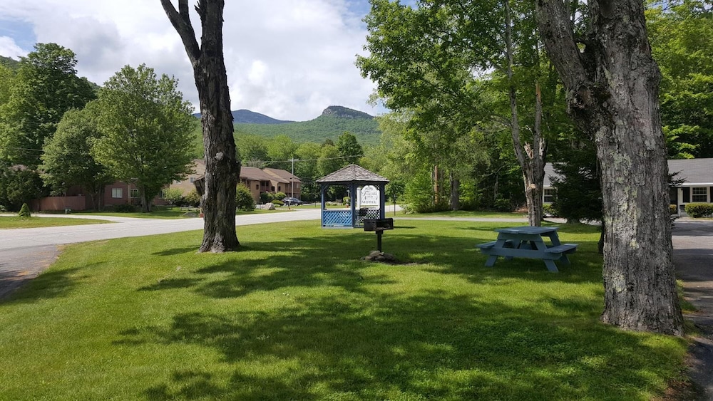 Franconia Notch Motel 25/38