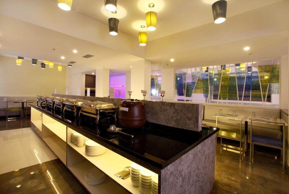 Bizz Tamanna Hotel Hinjawadi Pune 37/44