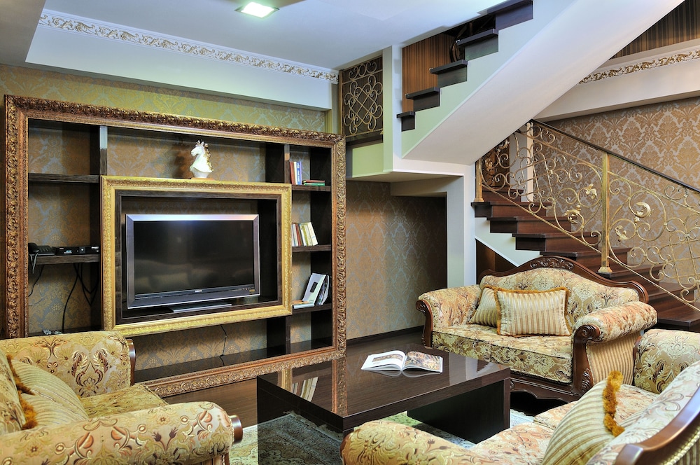 Darhan Boutique Hotel 45/69