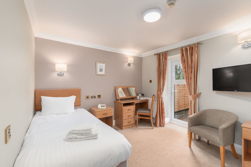 Windermere Manor 24/43