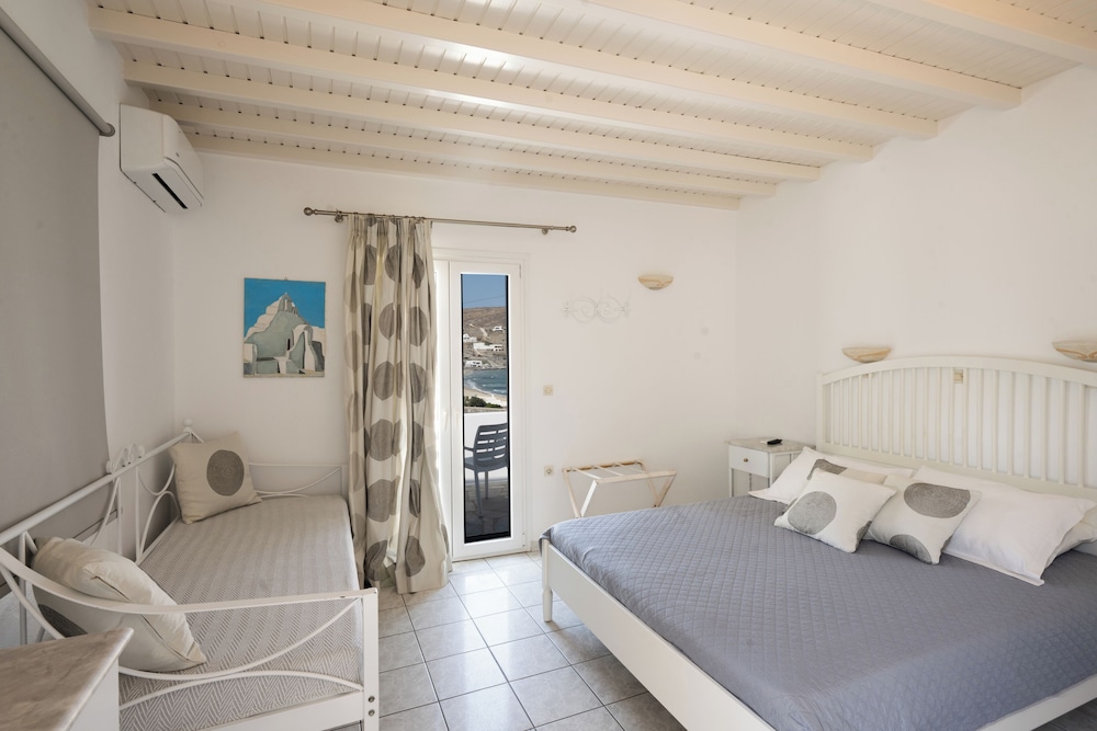 Anixi Hotel 25/64