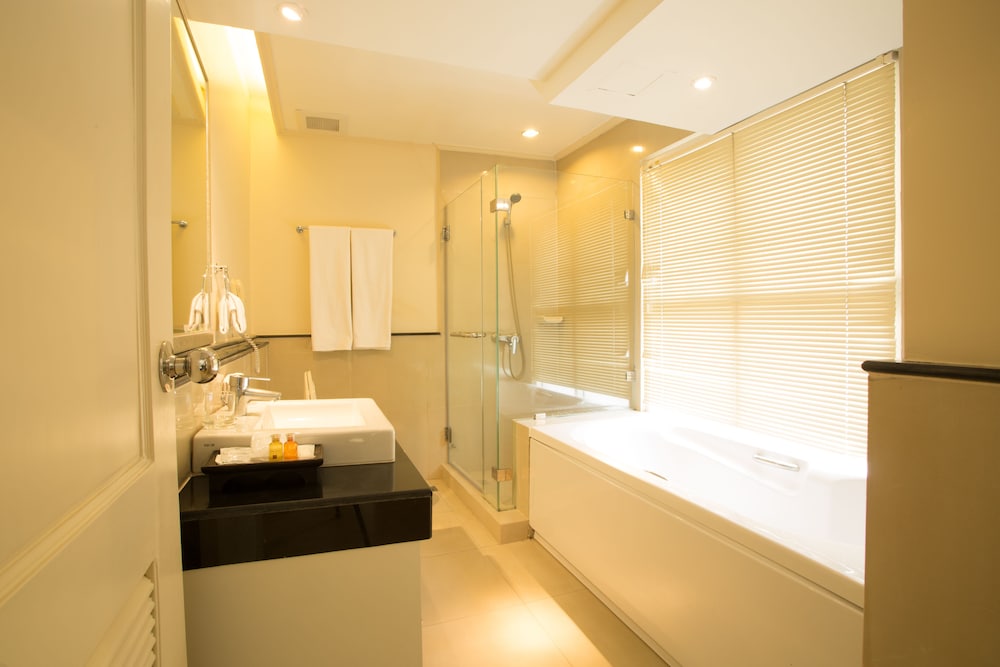 Hope Land Hotel Sukhumvit 24 16/54