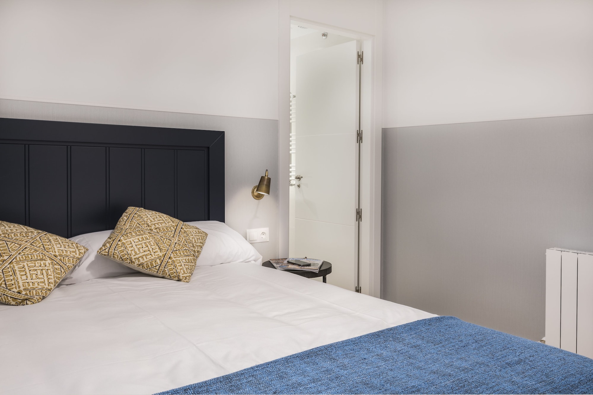 APARTMENT, 2 DOUBLE BEDS