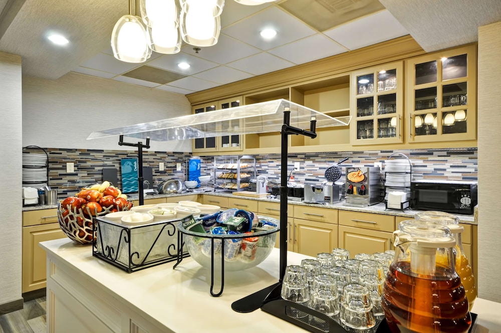Homewood Suites By Hilton Phoenix-Biltmore photo2