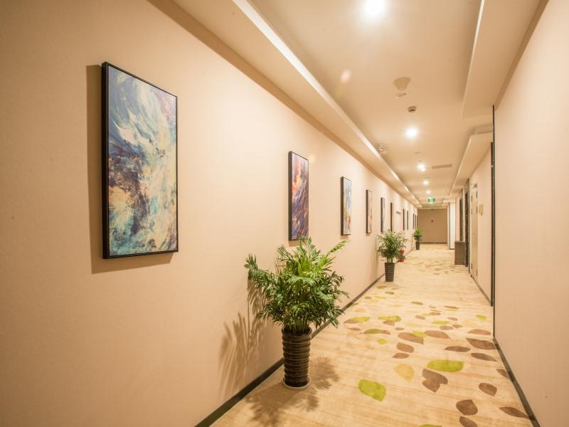 GreenTree Inn Nantong Railway Station Express Hotel 16/20