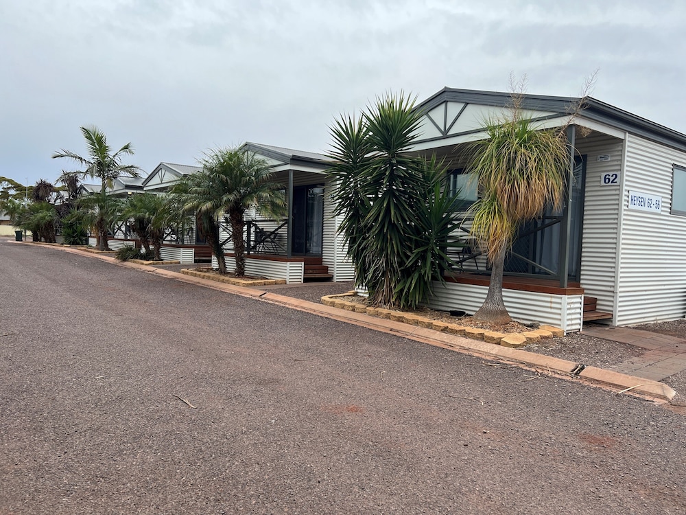 Sundowner Cabin And Tourist Park 39/50