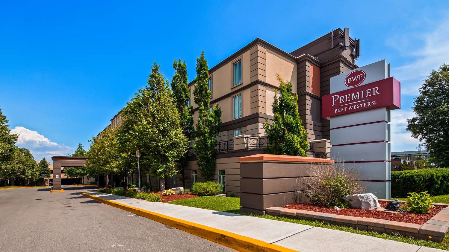 Best Western Premier Toronto Airport Carlingview Hotel 15/15