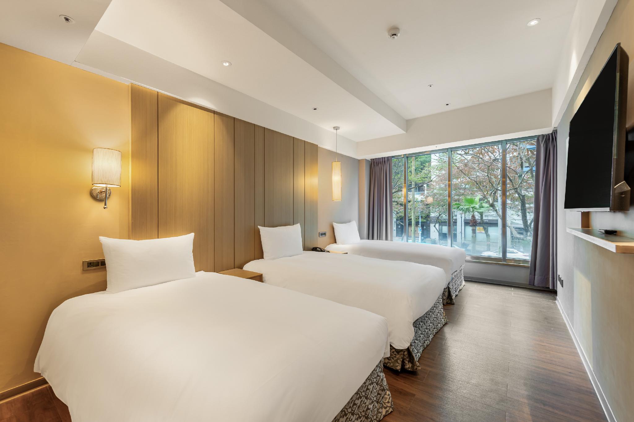 غرفة كلاسيكية ثلاثية، La Maison Hotel 2/3