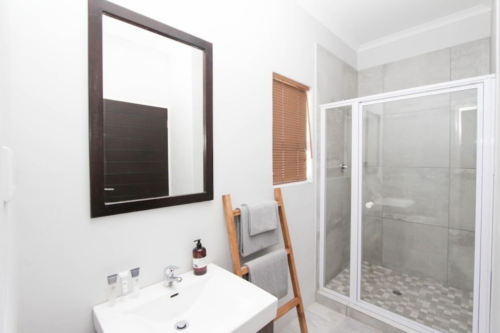 The Maxton Boutique Hotel 45/45