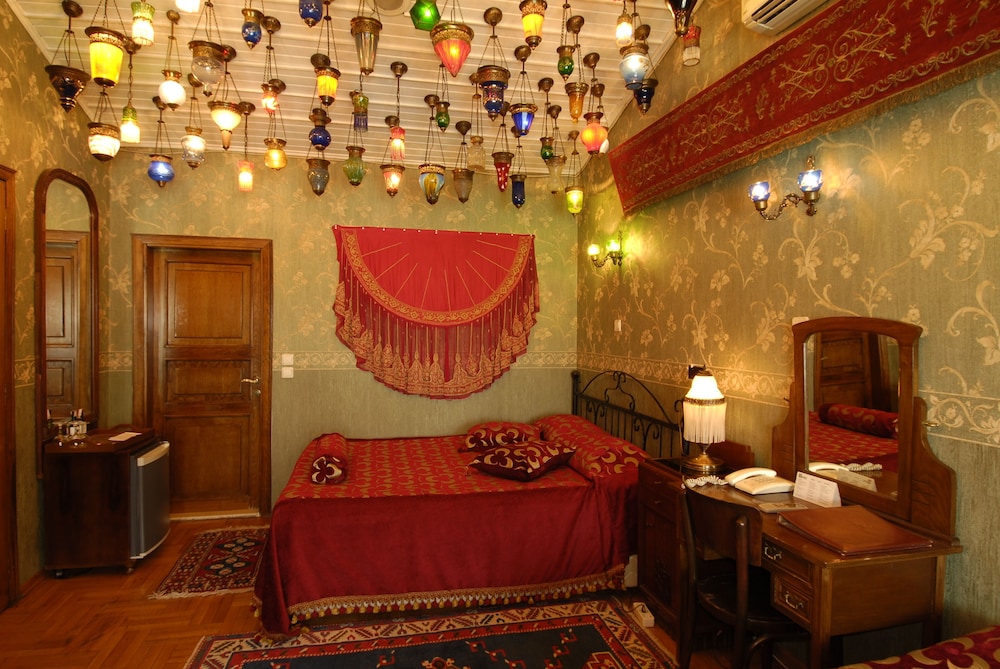 The Kybele Hotel Special Class 26/50