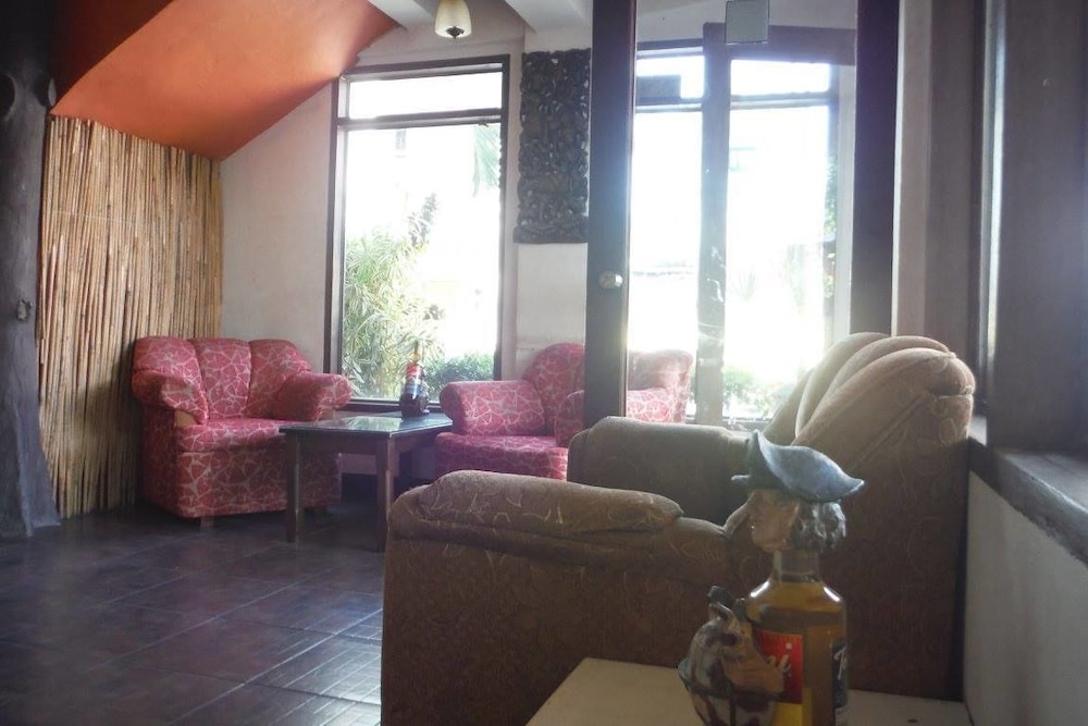 Antonios Pension House 39/50