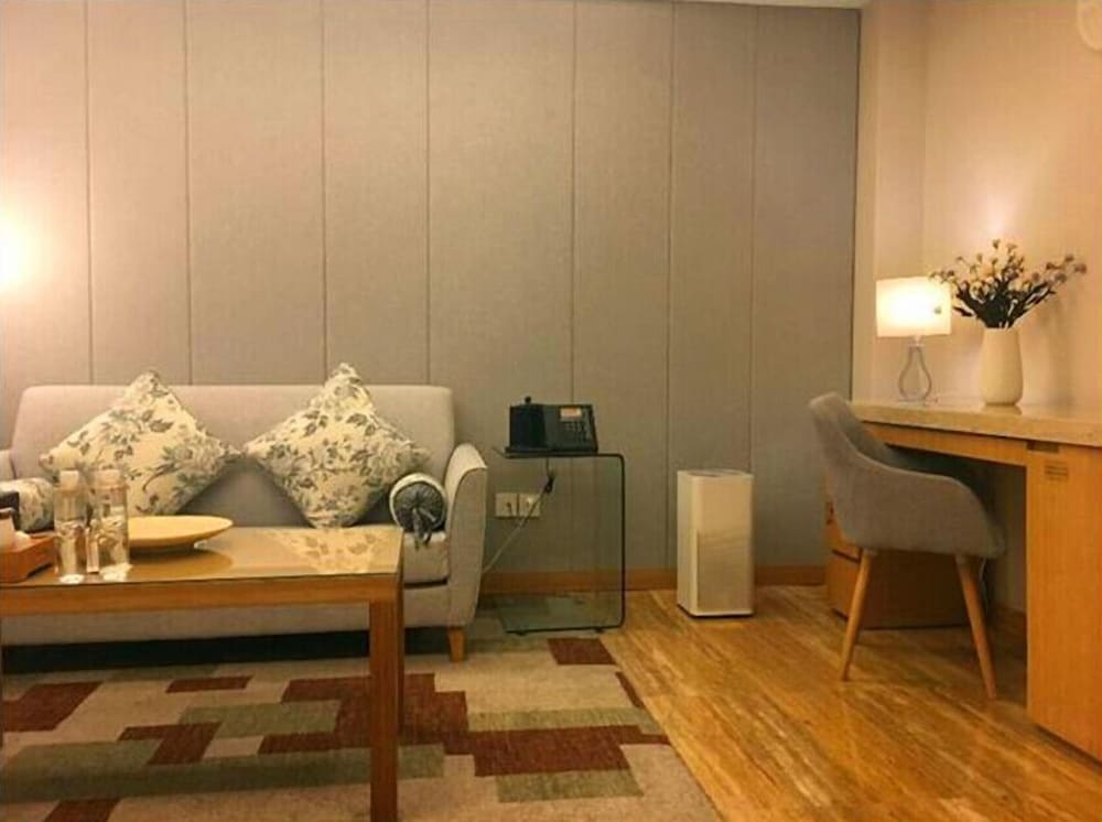 H-Hotel Riverside Chengdu 46/56