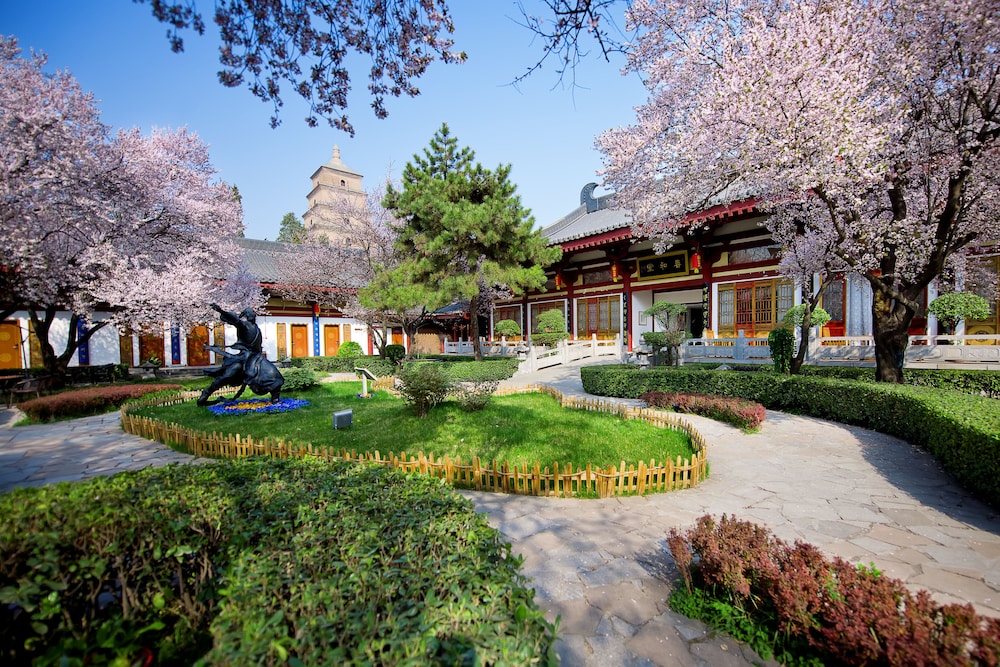 Tang Dynasty Art Garden Hotel 43/49