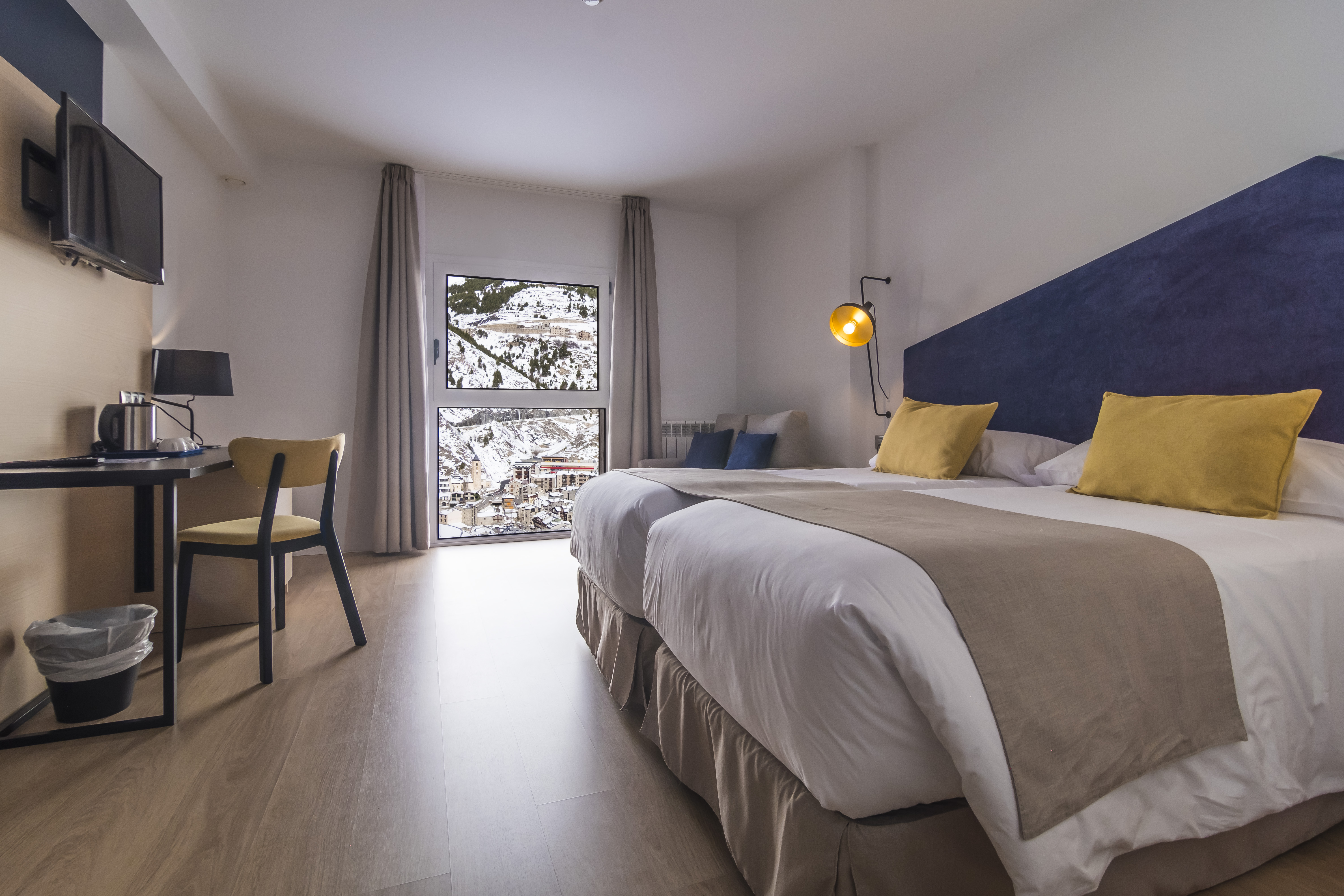 غرفة قياسية ثلاثية، Hotel Roc Meler 4/4