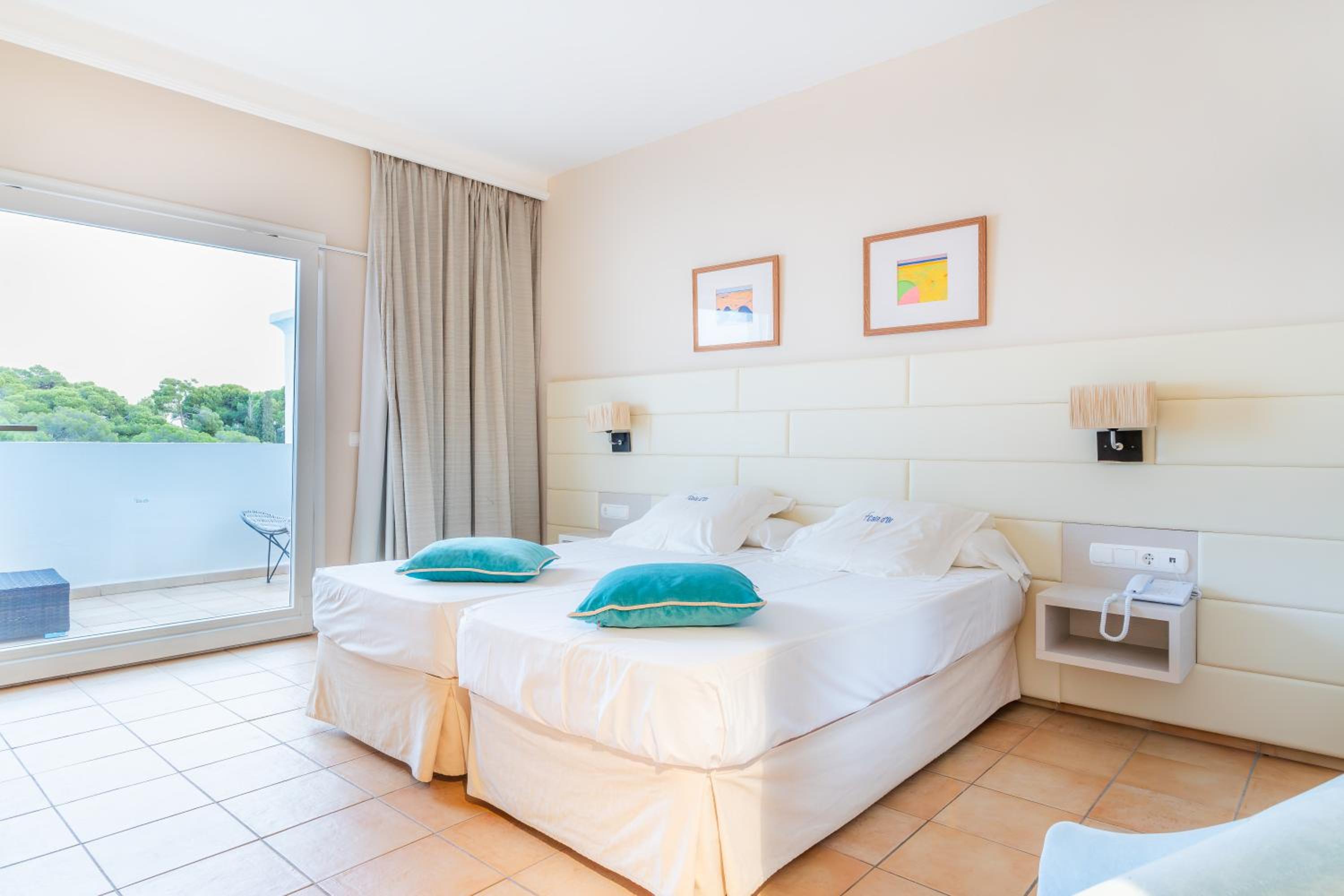 Superior, Double or Twin Bed, Sea View, Hotel Cala d Or - Adults Only 5/10