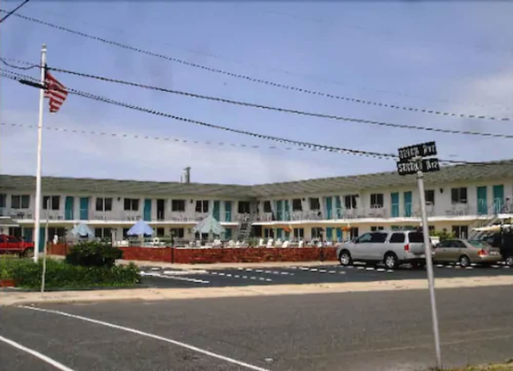 Jetty Motel 2/47