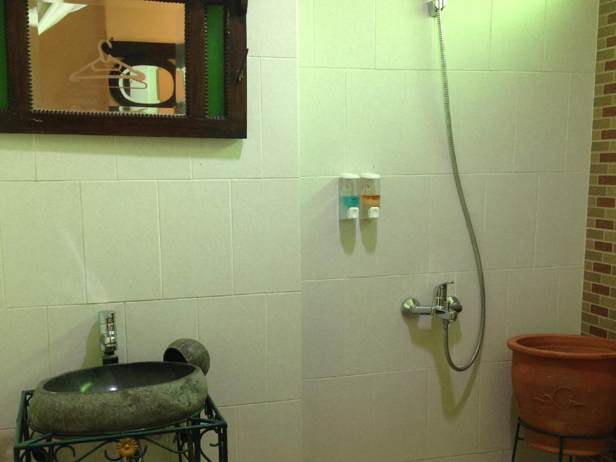 SARE Suites 41/41