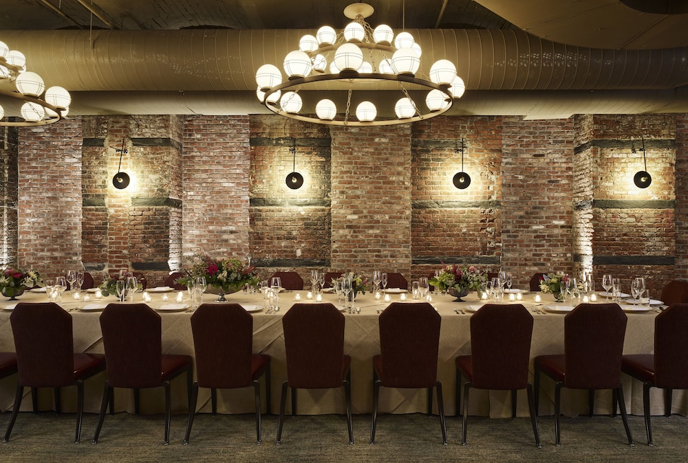 THE BEEKMAN, A THOMPSON HOTEL 56/75
