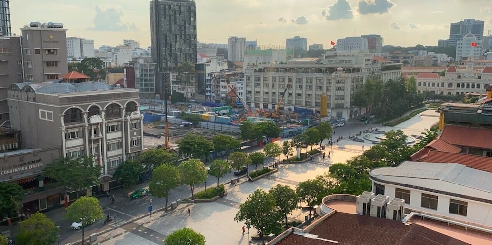 Oscar Saigon 58/61